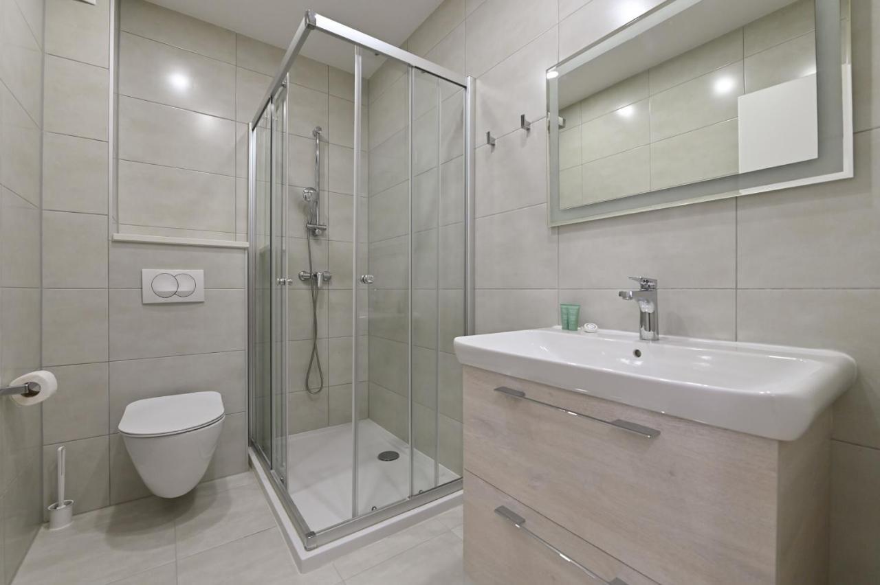 Pansion Comfort Lepar Novalja Luaran gambar