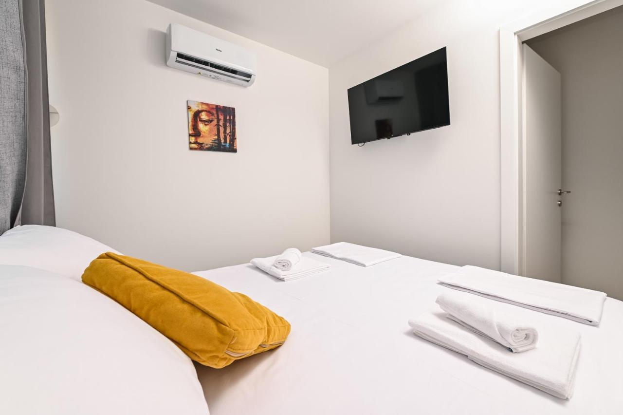 Pansion Comfort Lepar Novalja Luaran gambar